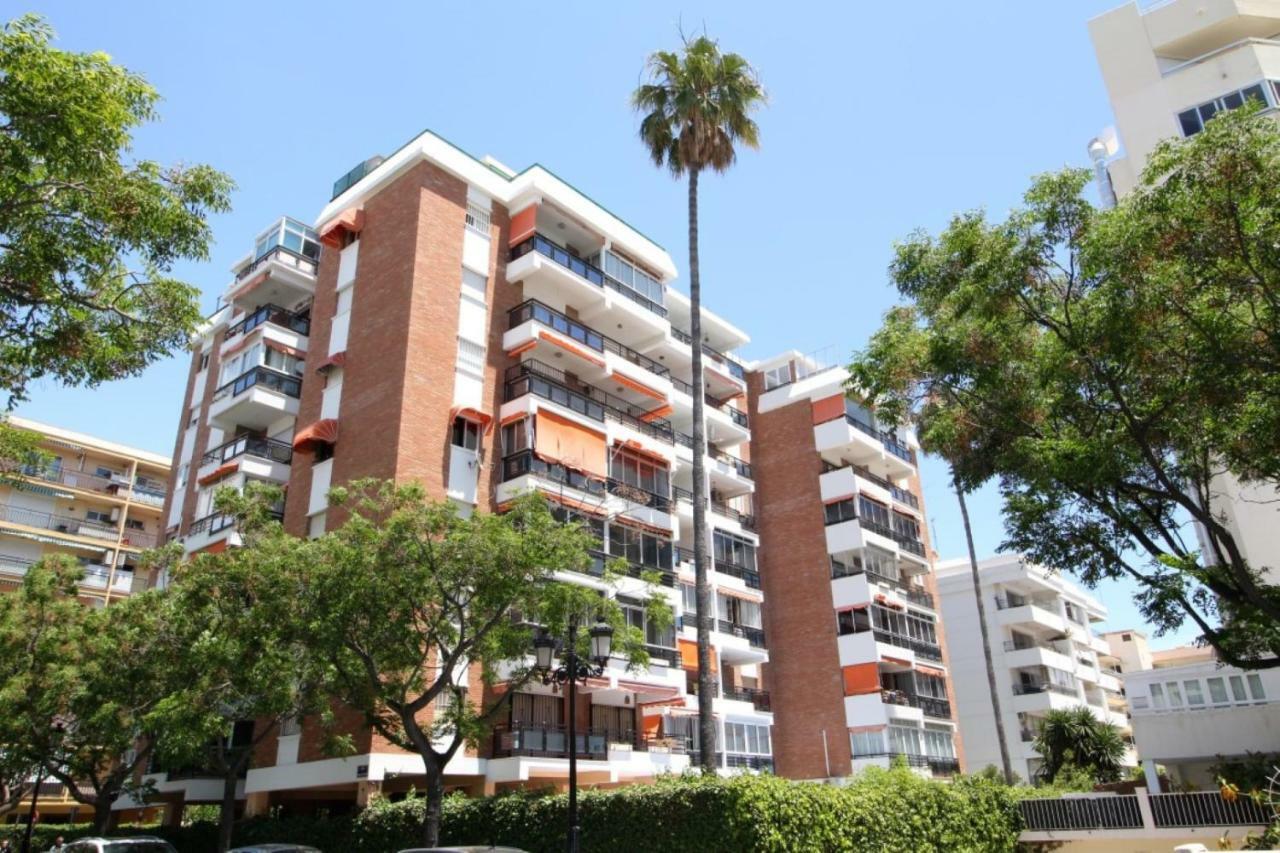Apartamento Playa Fontanilla Apartment Marbella Exterior photo