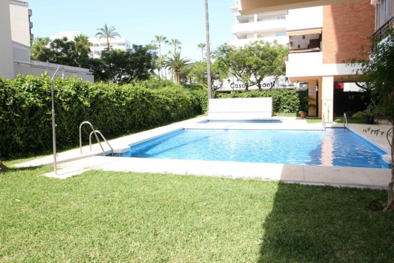 Apartamento Playa Fontanilla Apartment Marbella Exterior photo