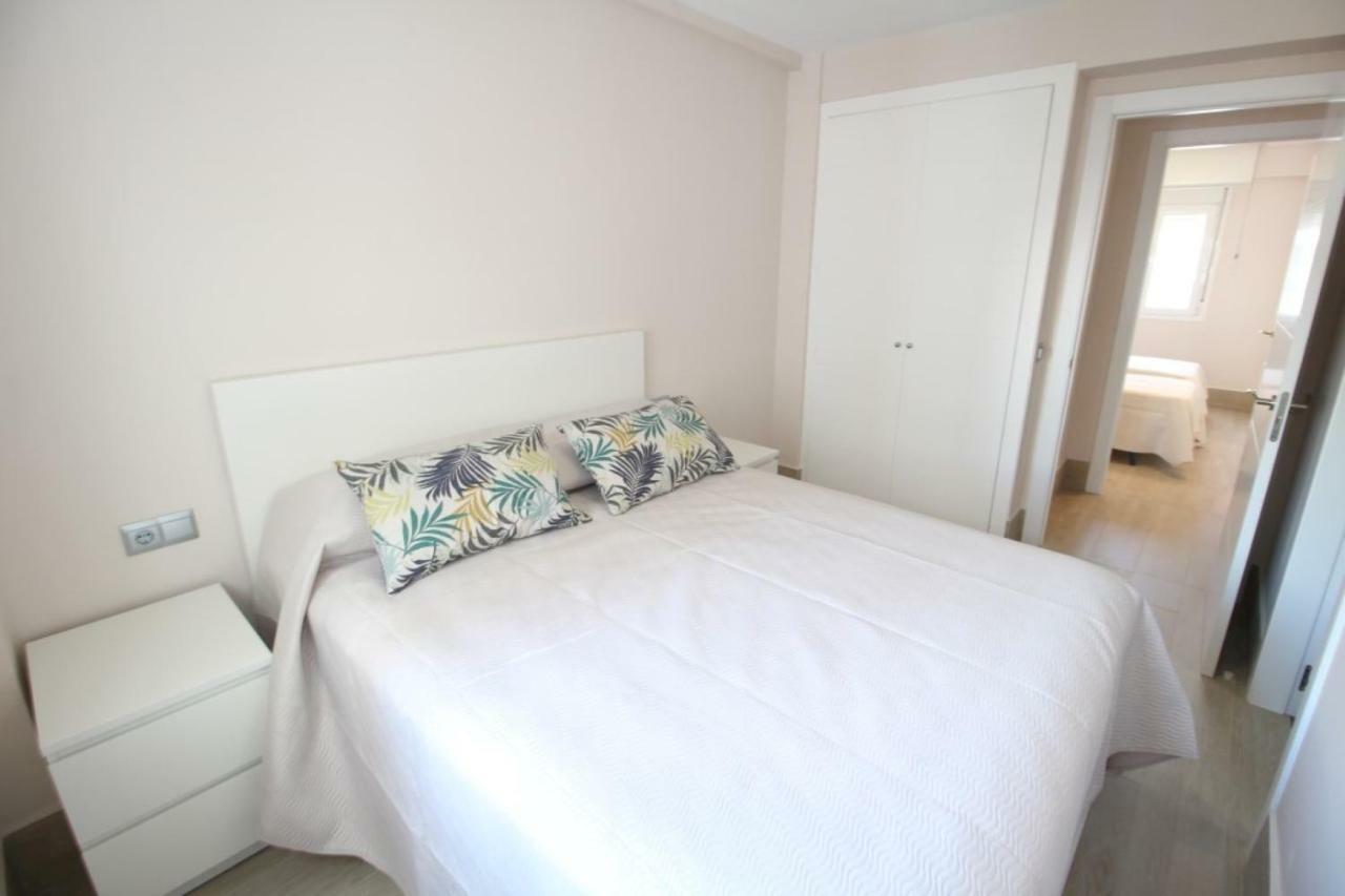 Apartamento Playa Fontanilla Apartment Marbella Exterior photo